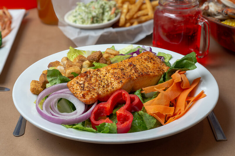 Salmon salad entree
