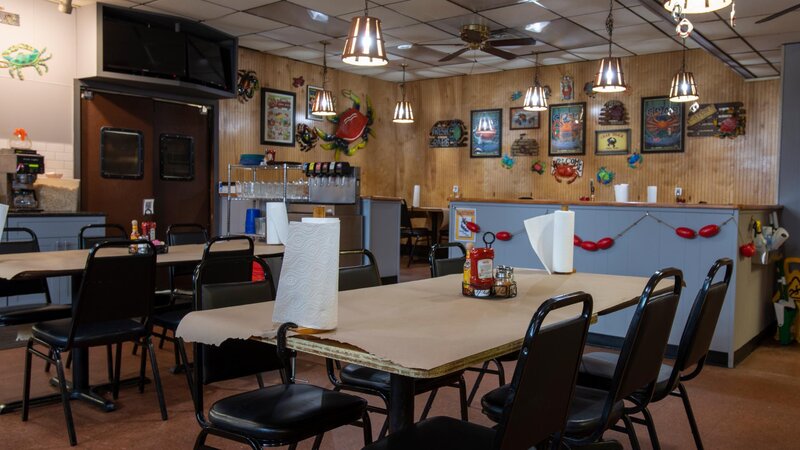 Blue Claw Seafood & Crab Eatery - Gallery Photo 7